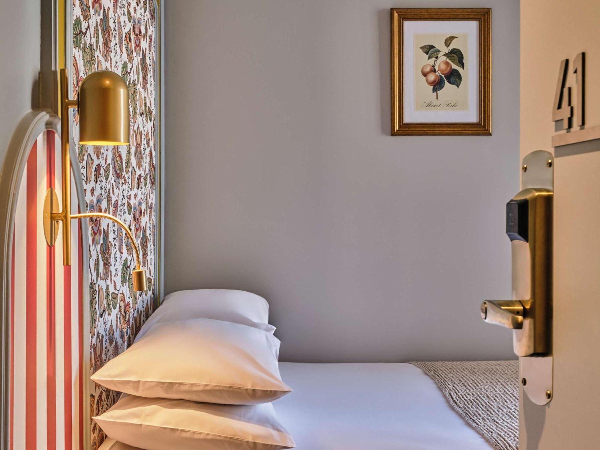Mercure Paris Notre Dame Saint Germain Des Pres Екстериор снимка